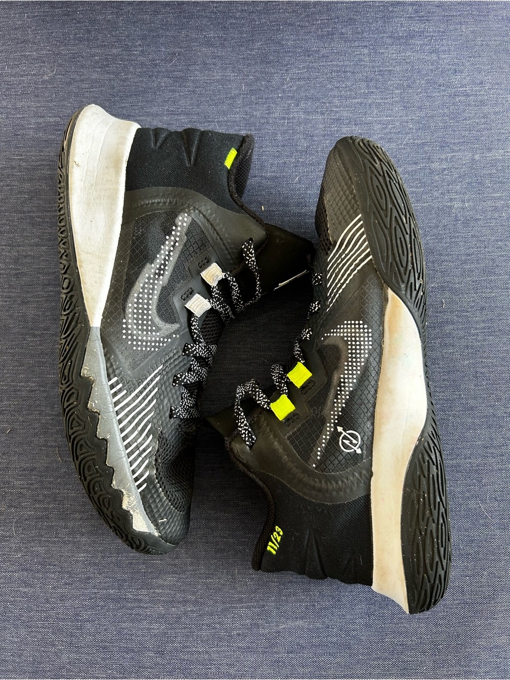 Nike Kyrie Flytrap 5 Kids Black Sneakers with Neon Yellow Accents